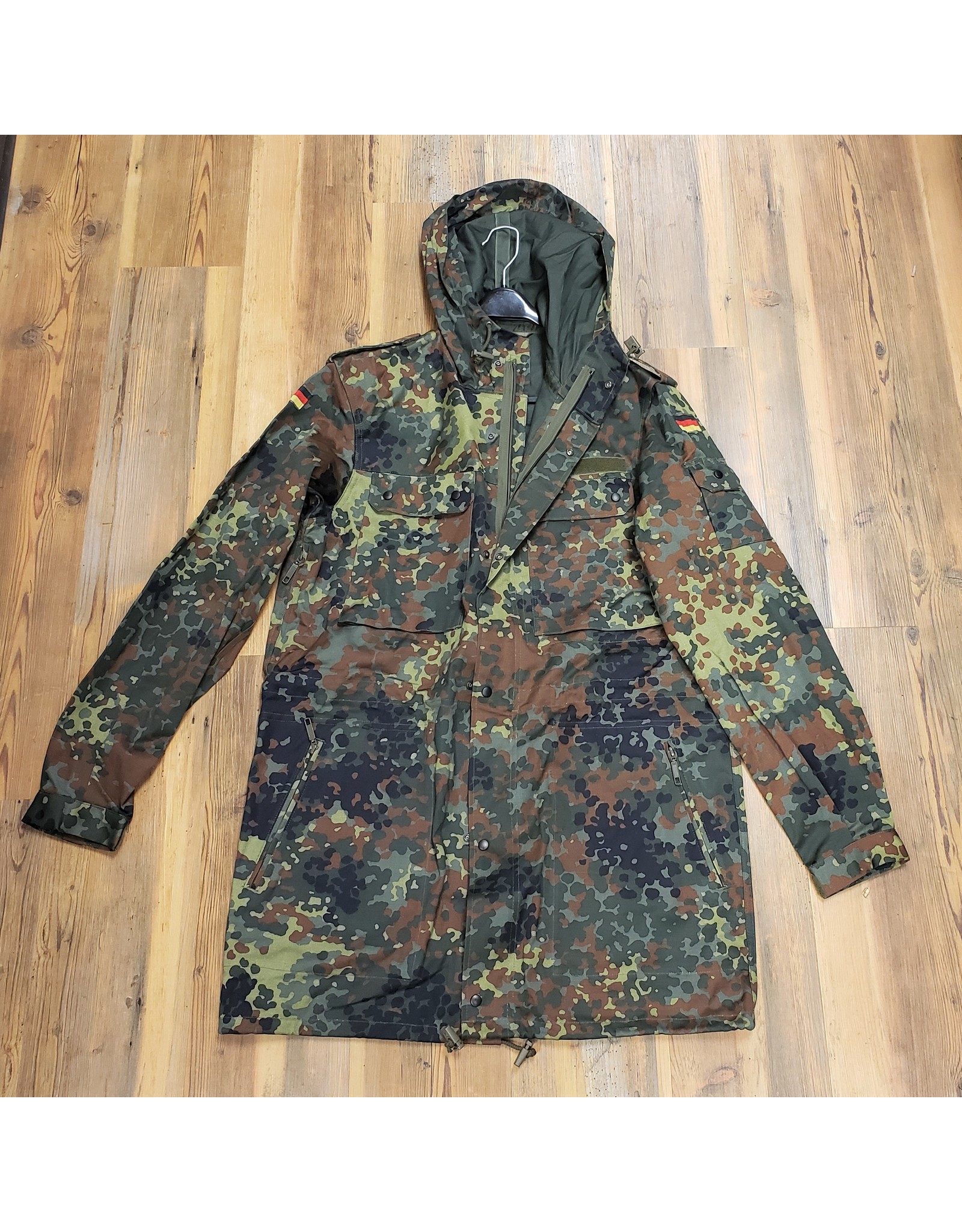 Flecktarn parka deals with liner