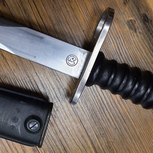 NORTH SYLVA SWISS BAYONET W/SHEATH