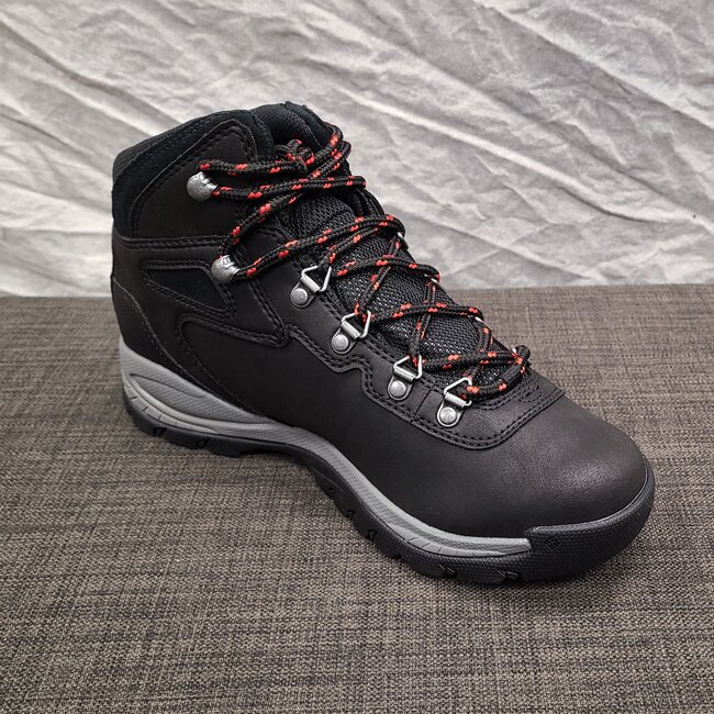 COLUMBIA SPORTSWEAR NEWTON RIDGE PLUS (WOMEN'S)