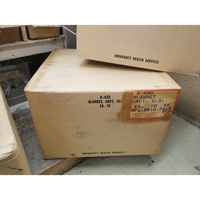 CANADIAN SURPLUS 1950s & 1960s ERA CANADIAN EMERGENCY WOOL BLANKET