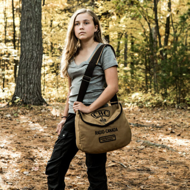 RED CANOE CBC REPORTER BAG