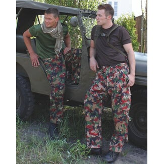 SWISS M70 CAMO FIELD PANT W/SUSPENDERS (MEDIUM)