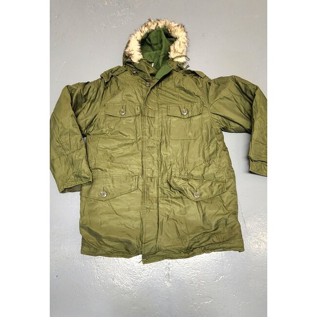 CANADIAN FORCES 1970s EXTREME COLD WEATHER PARKA - Smith CANADIAN FORCES 1970s EXTREME COLD WEATHER PARKA - Smith