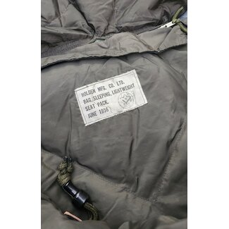 CANADIAN SURPLUS 1956 DOWN SLEEPING BAG - GREAT CONDITION