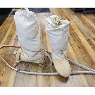CANADIAN SURPLUS VINTAGE 1950S ERA MUKLUK