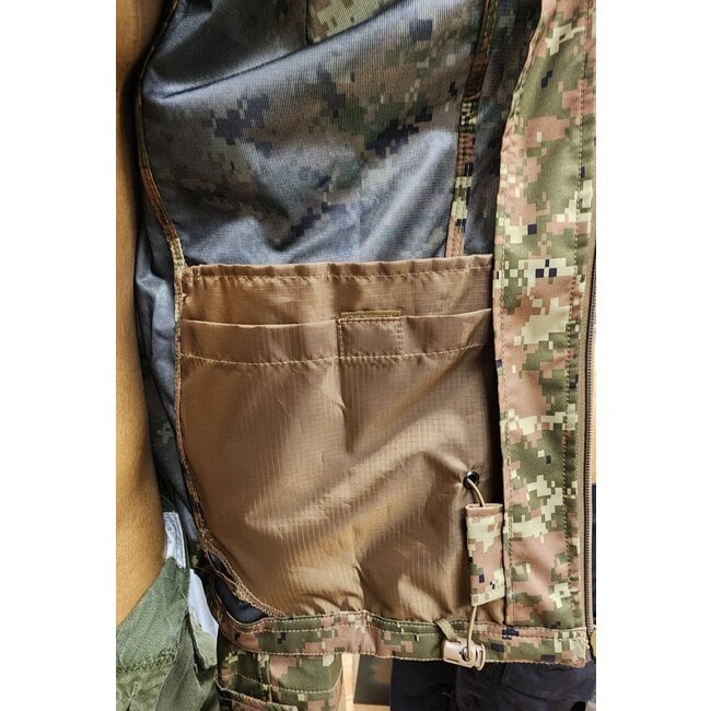 TACTICAL STITCH CAMOUFLAGE RAIN JACKET