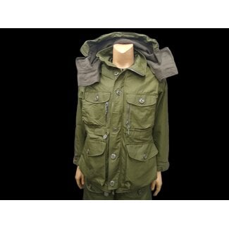 CANADIAN SURPLUS CANADIAN GORE-TEX PARKA NEAR NEW
