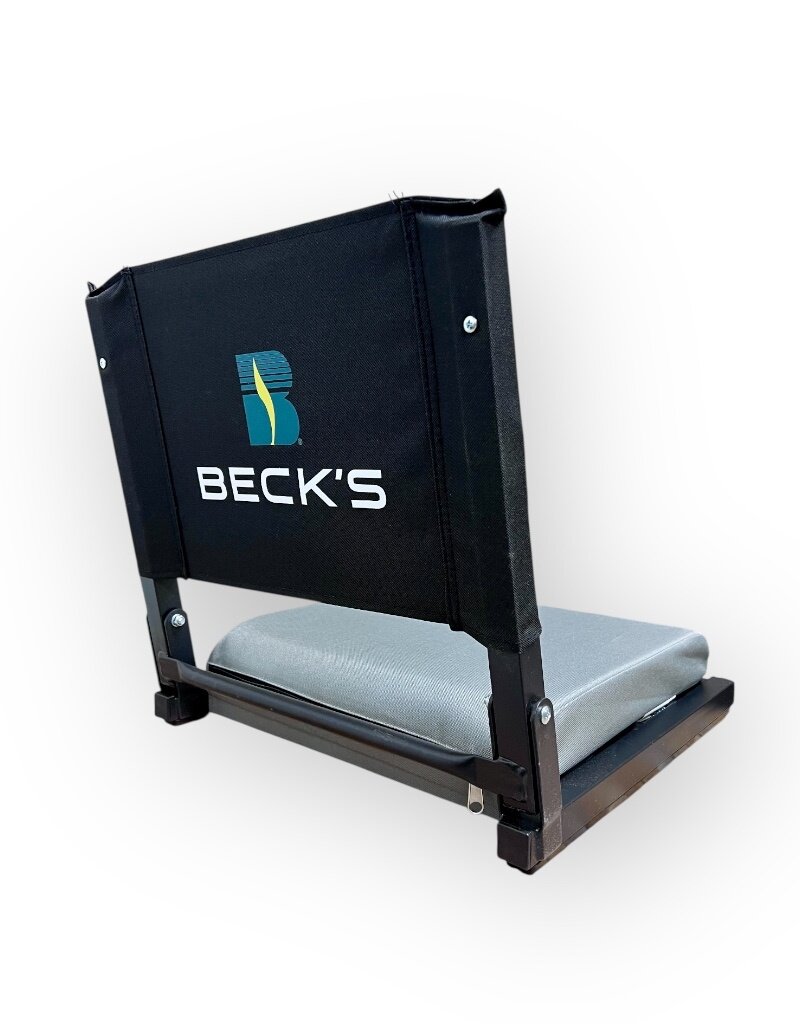 04430 Stadium Chair w/ Cushion