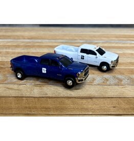 04979 Dually Pick Up Truck