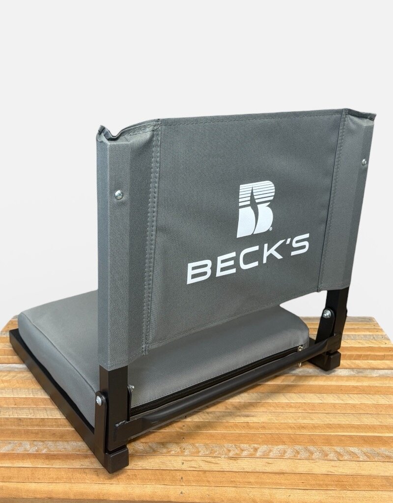 04430 Stadium Chair w/ Cushion