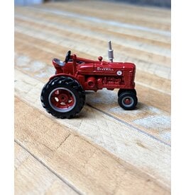 05060 Farmall Super M Tractor
