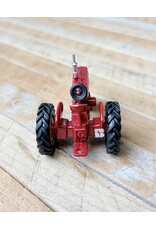 05060 Farmall Super M Tractor