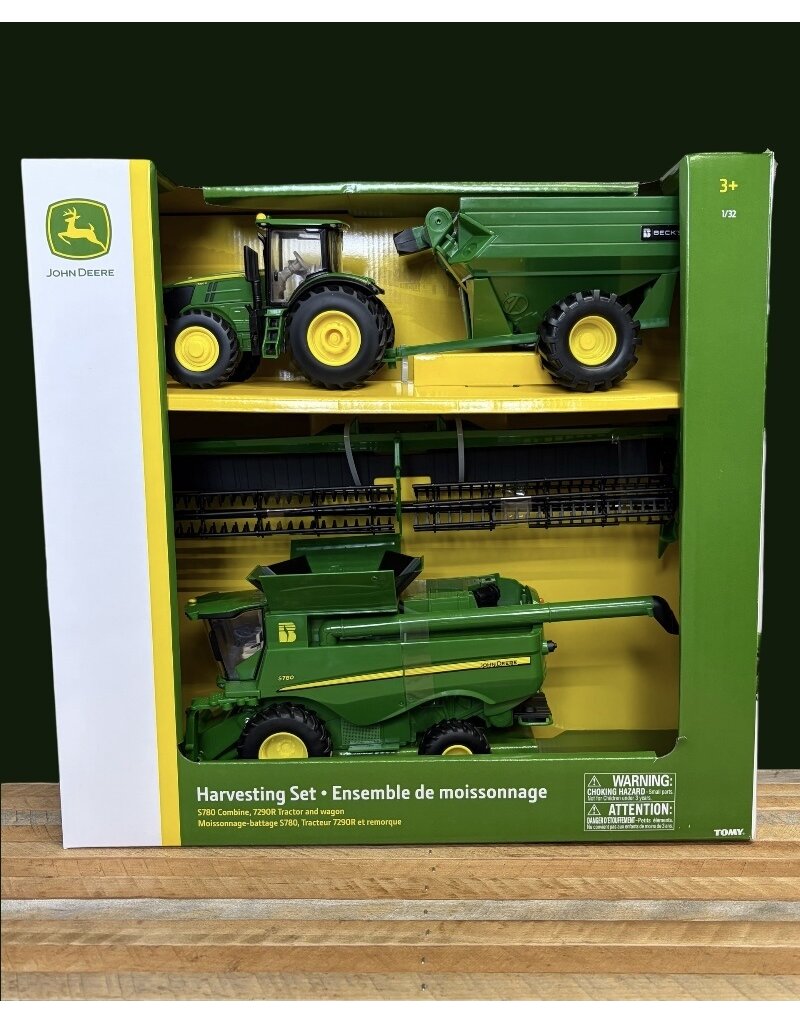 05179 John Deere Tractor/ Cart / Combine Set  1:32
