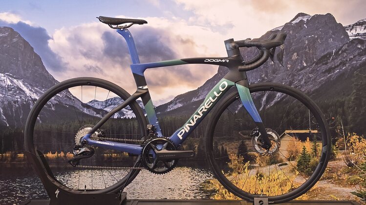 Pinarello Dogma F - Nebula Green/Blue (54) - ULTEGRA DI2