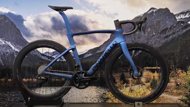 Pinarello 2025 Dogma F - Luxter Blue (54)
