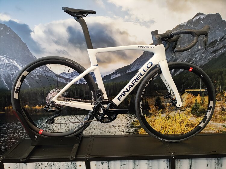 Pinarello F5 105 Di2