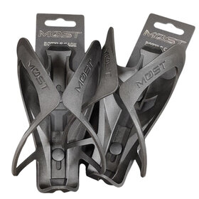 MOST TRAP INJECTED CARBON BOTTLE CAGE - BLACK 74MM LRG