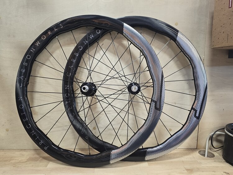 Princeton Carbon Works Princeton Carbon Works 6560 (Chrome), White Industry Hub