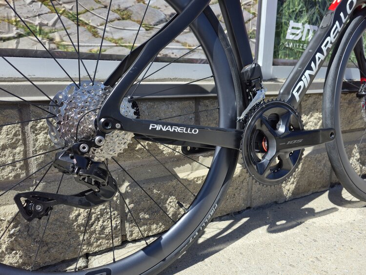 Pinarello Pinarello Dogma F12 Black/Red 53 (Used)