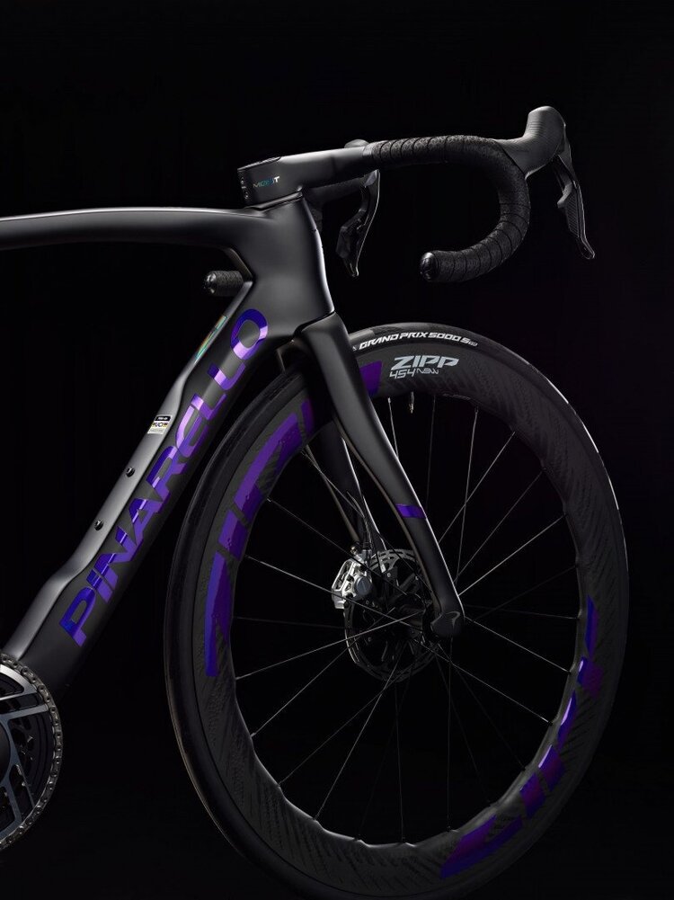 Pinarello Dogma F Edizione Speciale Tissot 57.5 - Including Tissot Watch