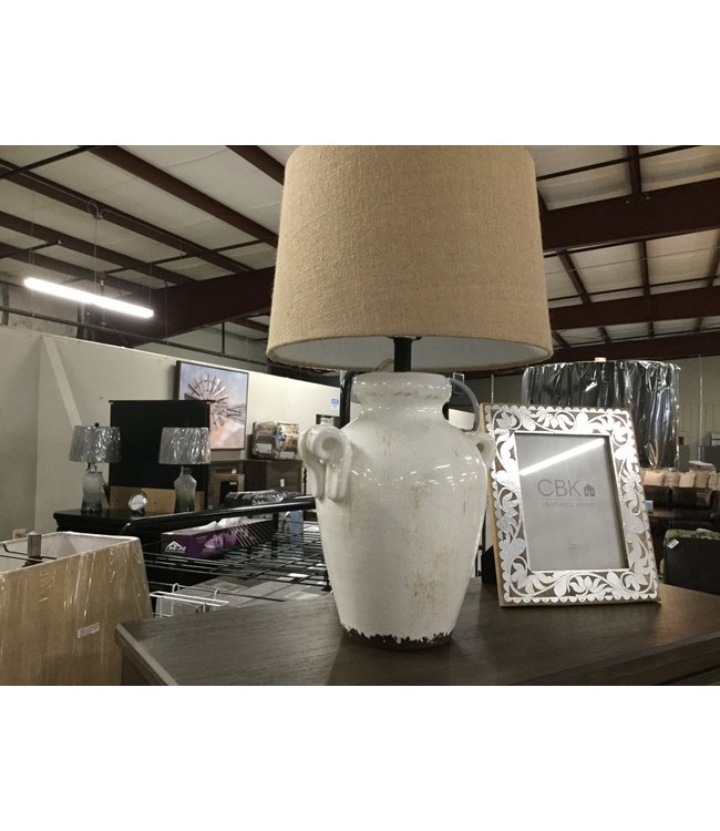 emelda table lamp