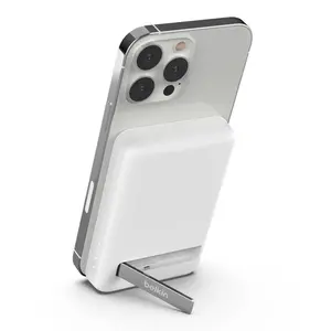 Belkin BoostCharge Magnetic Wireless Power Bank 5K + Stand White