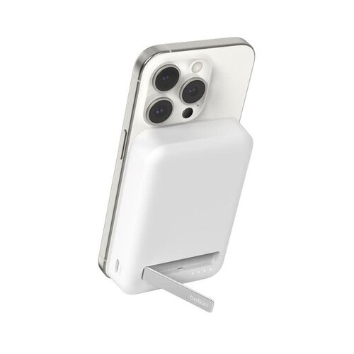 Belkin BoostCharge Pro Magnetic Power Bank with Qi2 15W 10K White Belkin BoostCharge Pro Magnetic Power Bank with Qi2 15W 10K White