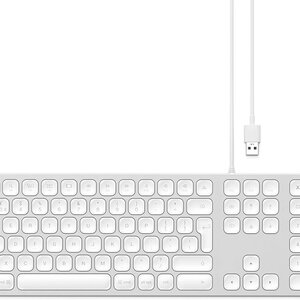 Satechi Aluminium USB Wired Keyboard with Numeric Keypad
