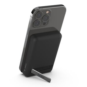 Belkin BoostCharge Magnetic Wireless Power Bank 5K + Stand Black