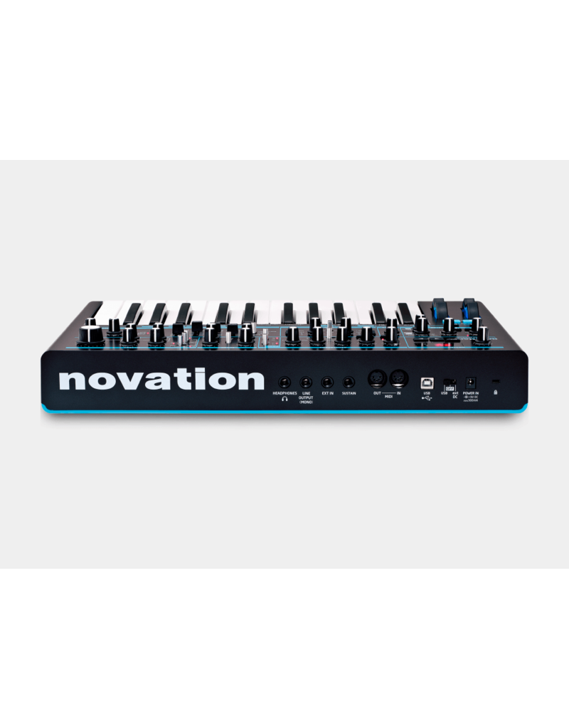 Novation Bass Station II - Pure Analogue Monosynth