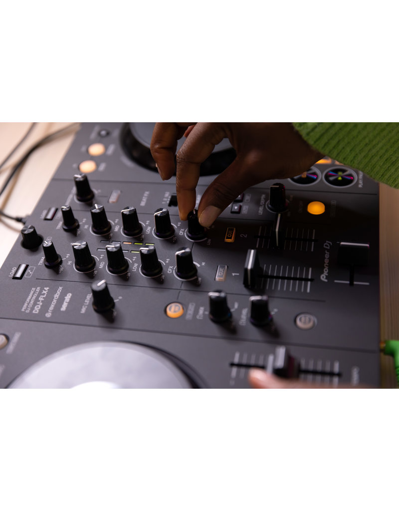 DDJ-FLX4: 2-deck Digital DJ Controller for rekordbox dj Software & Serato DJ Lite (Included), with 16 Performance Pads and 2-channel USB Interface - Pioneer DJ