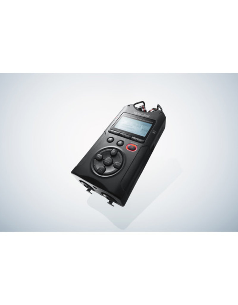 Tascam Tascam DR-40X: 4 Channel Portable Handheld Field Recorder + USB Interface