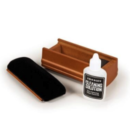 Crosley Crosley Record Cleaning Kit includes Felt Brush + Cleaning Solution (AC25)