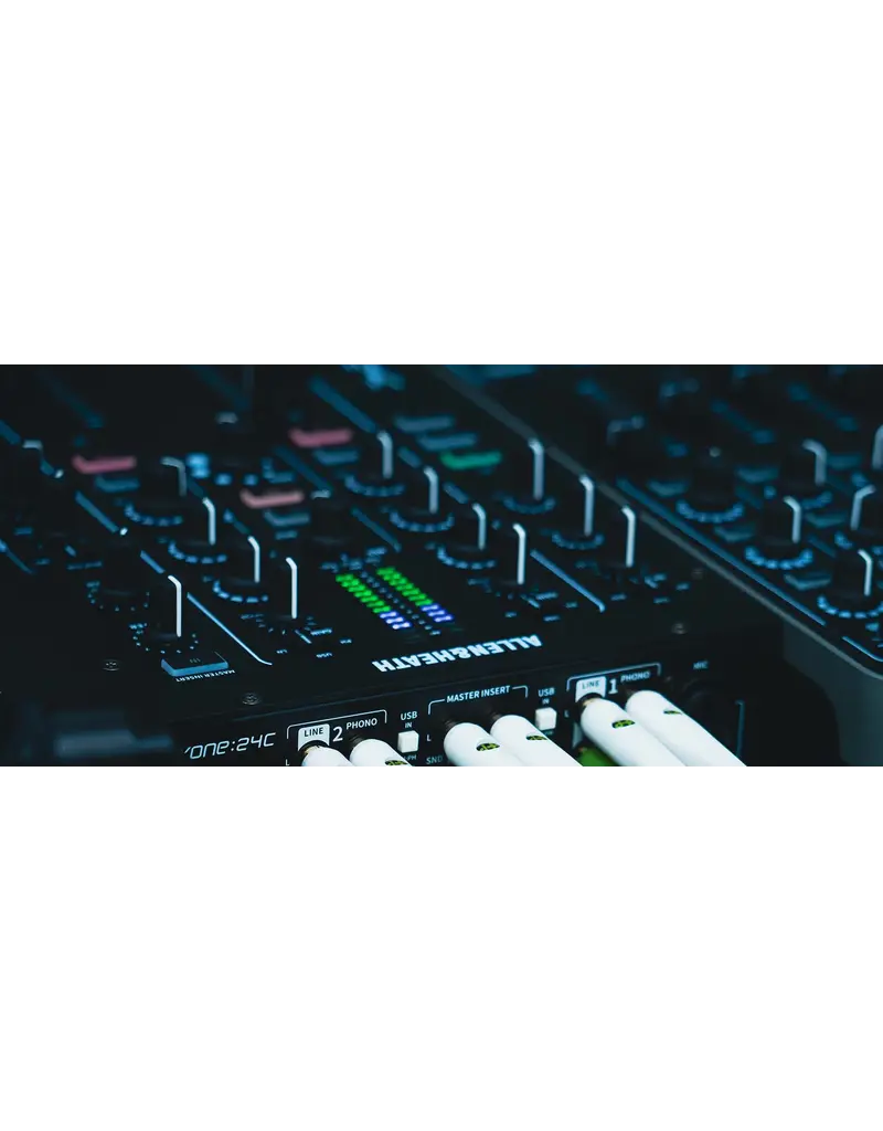 Allen & Heath Allen & Heath Xone:24C Professional 2+1 Channel Hybrid DJ Mixer with USB-C Interface