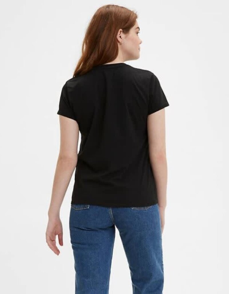 Levis The Perfect Tee Shirt