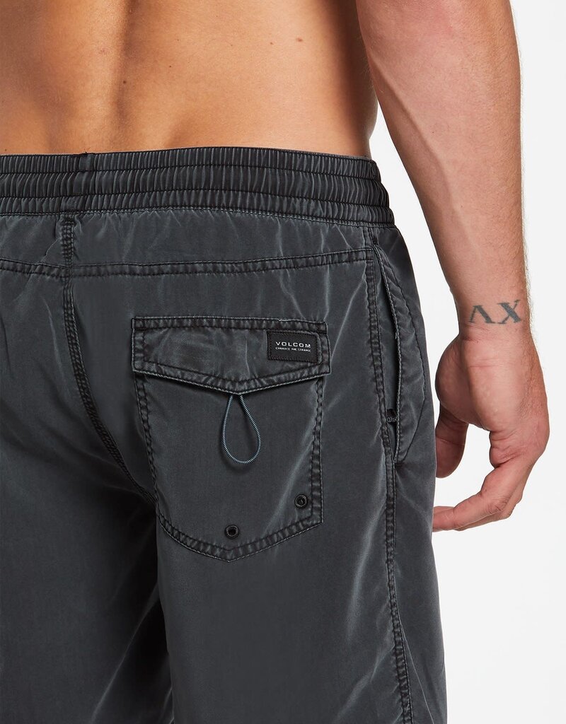 VOLCOM Center Trunks