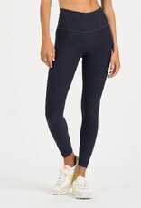 Vuori - Clean Elevation Legging - The Circle & The Circle Kids Whistler