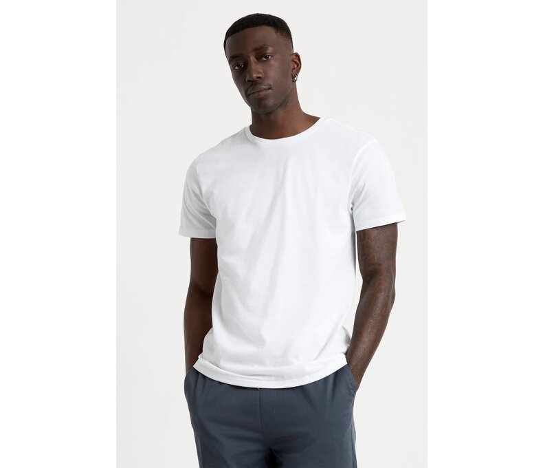 Basic Tailored Tee