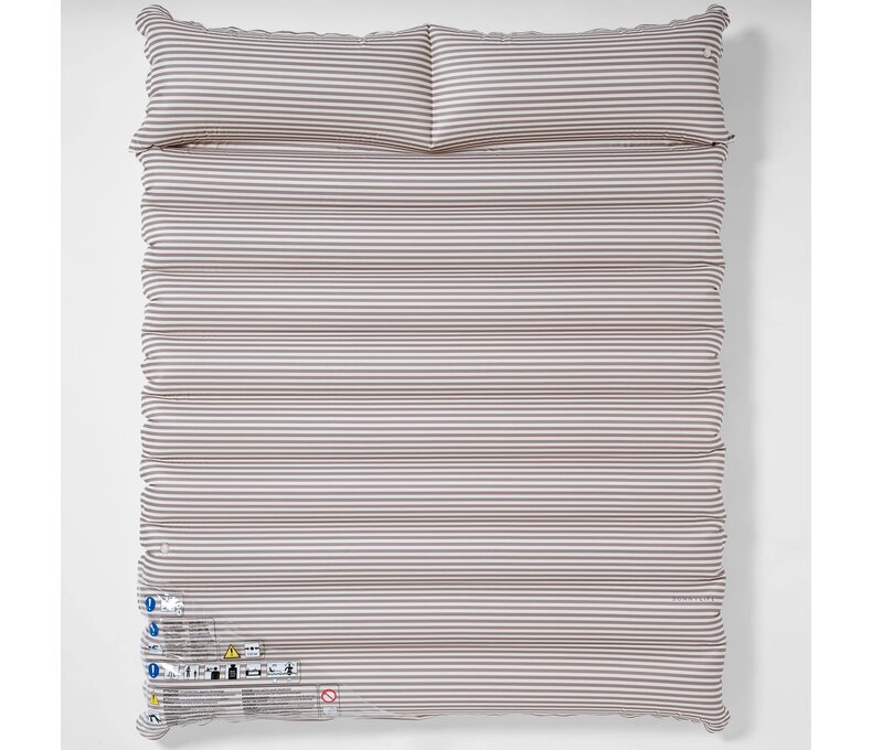 Luxe Twin Vintage Lie-On Float