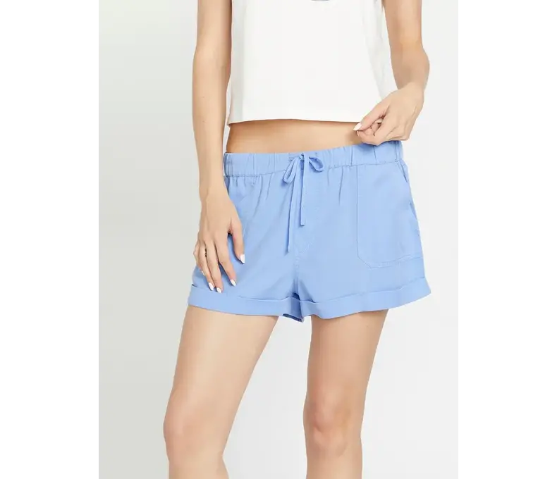 Sunday Strut Short