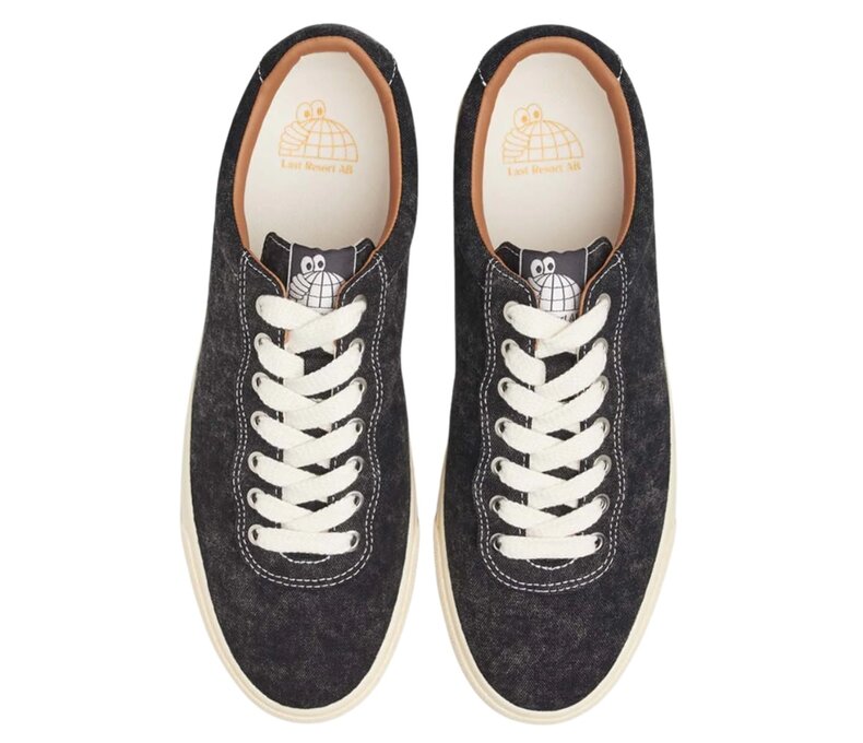 VM001 Canvas Lo Shoe