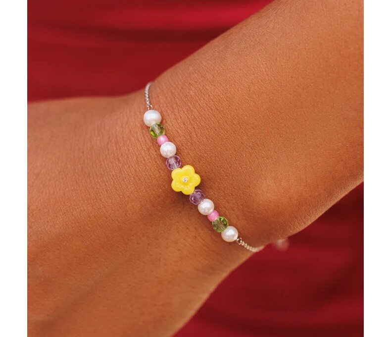 Resin Flower and Mixed Seed Bead Slider Bracelet