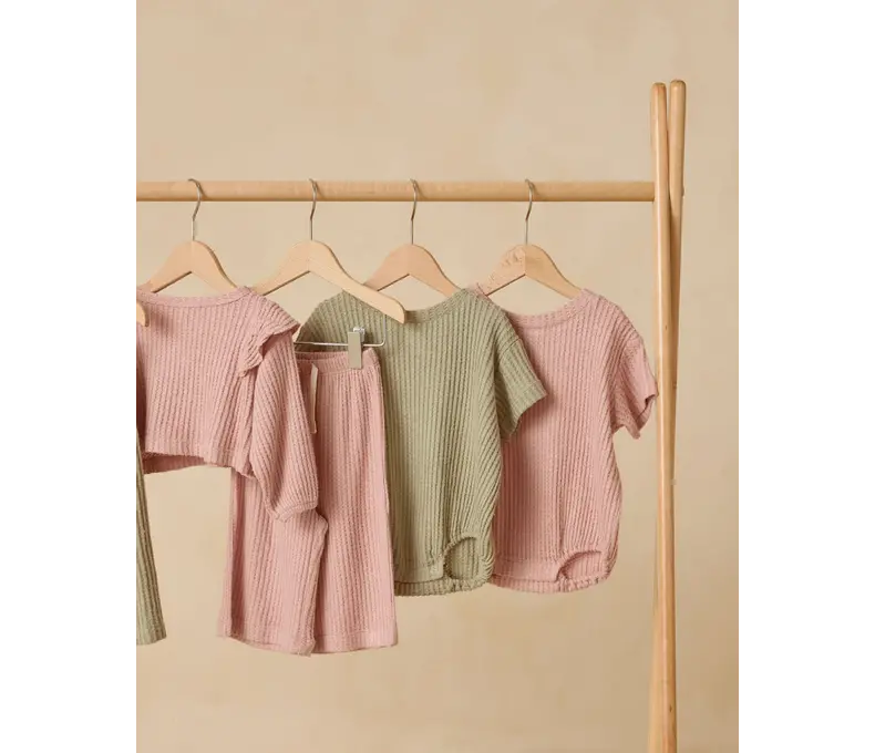 Ruffle Cozy Set
