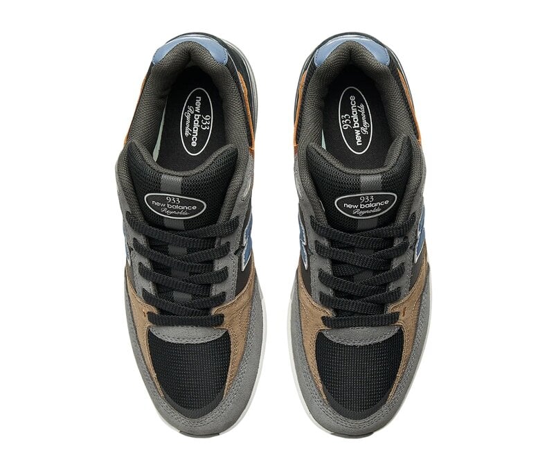 Numeric Andrew Reynolds 933