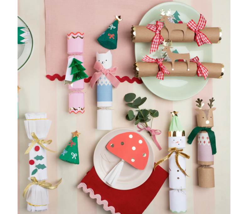 Woodland Stand Up Crackers X6