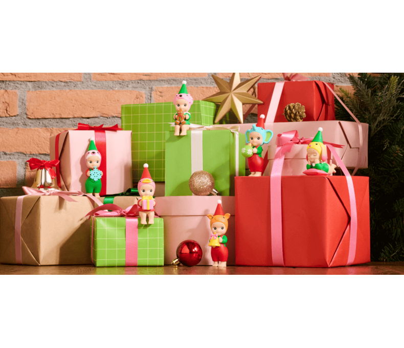 Sonny Angel Santa's Little Helper