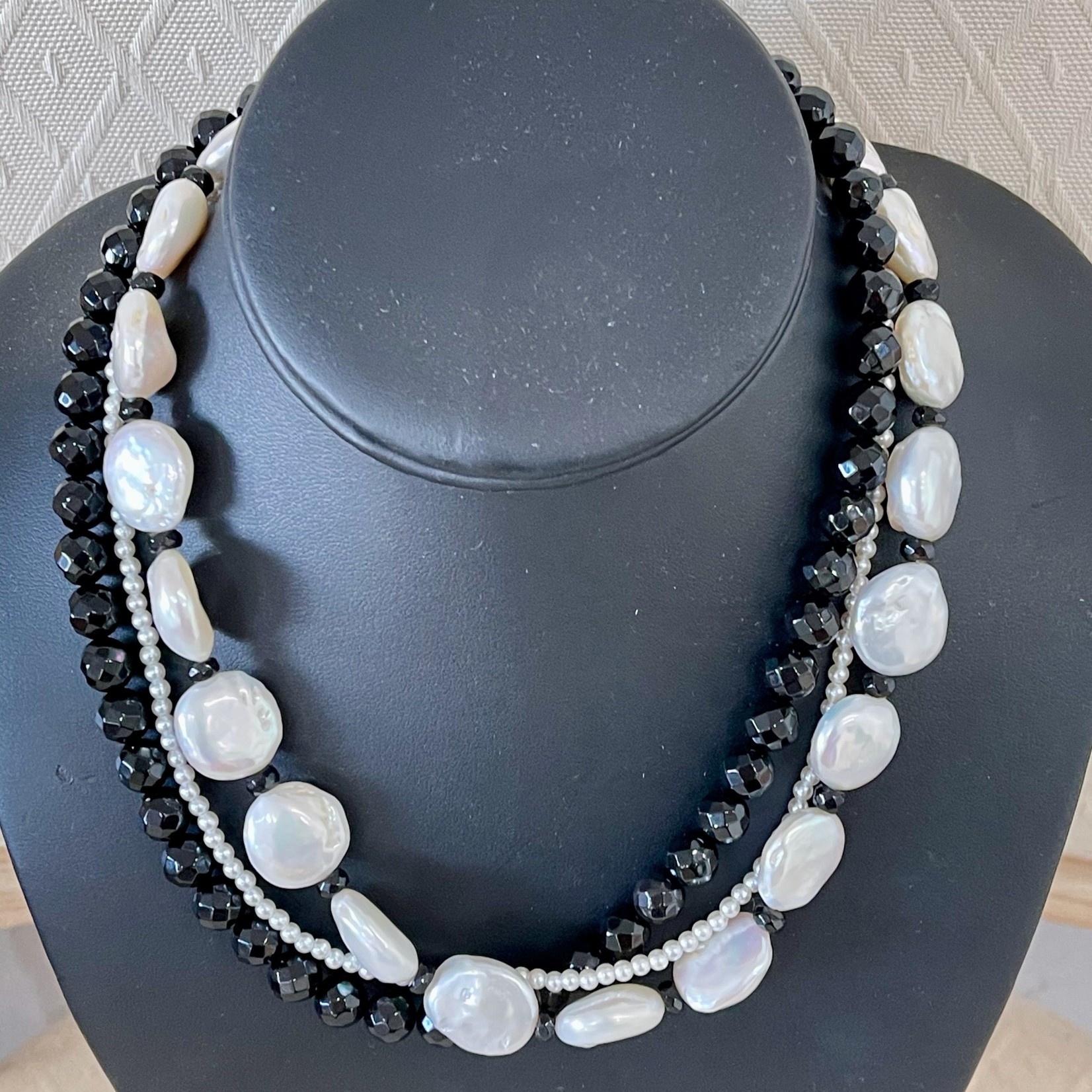 Rare Finds NECKLACE, Black Onyx & Coin Pearls, 16", 3-strand, RARE