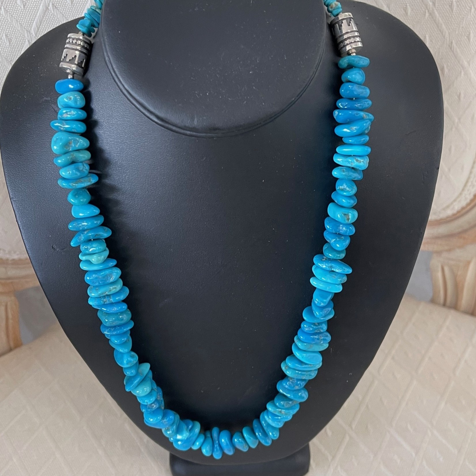 Rare Finds NECKLACE, 3X grade A Kingman turquoise, sterling, single strand 22" RARE