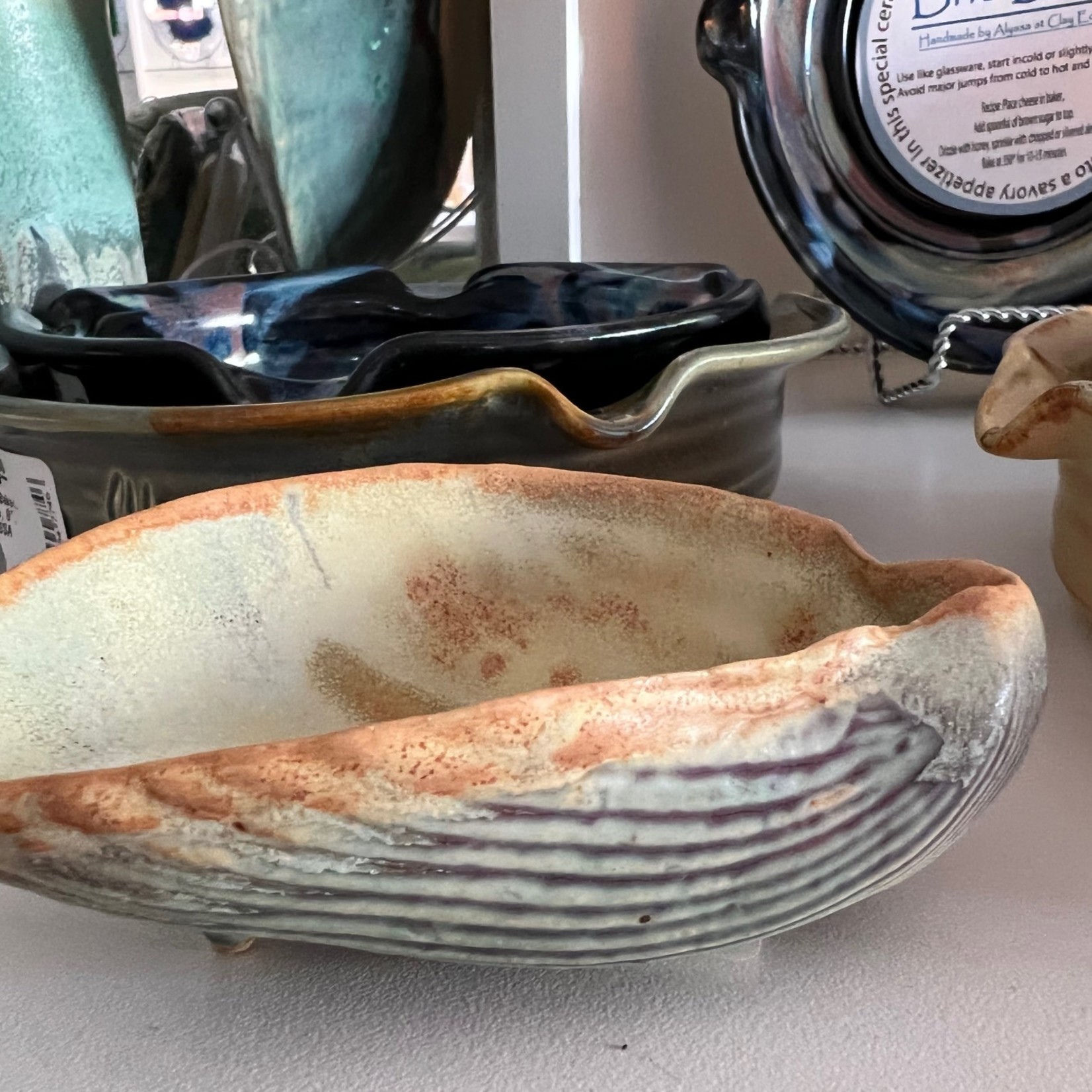 Clay Eclectics by Alyssa LLC Shell dish with feet, ALYSSA