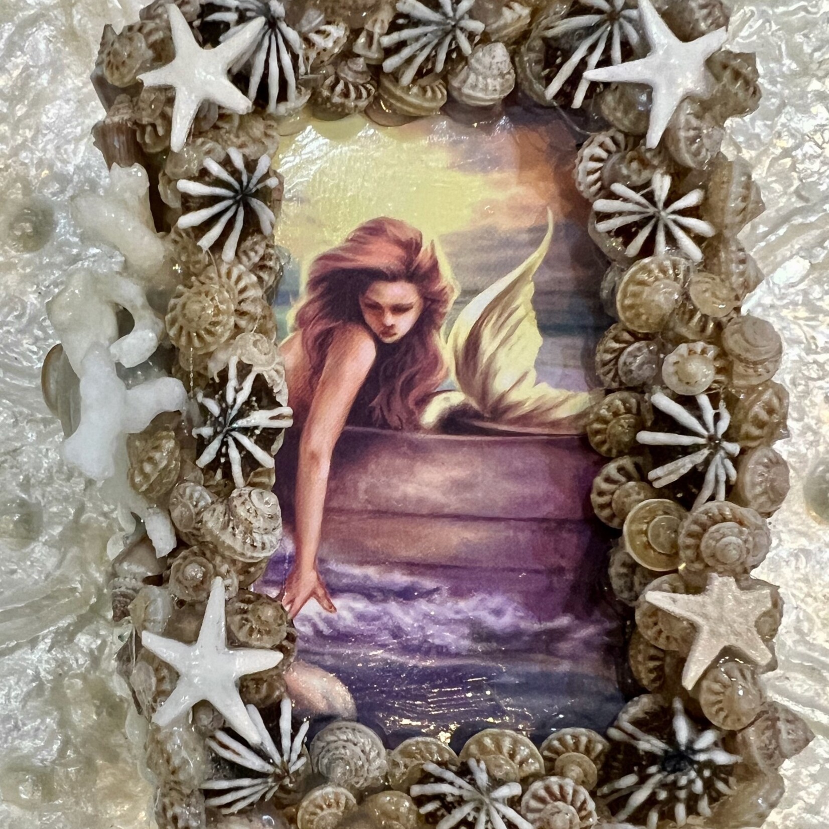Bea Valiente "A Mermaid's Treasure II" Seashell box, 4x3", BEA